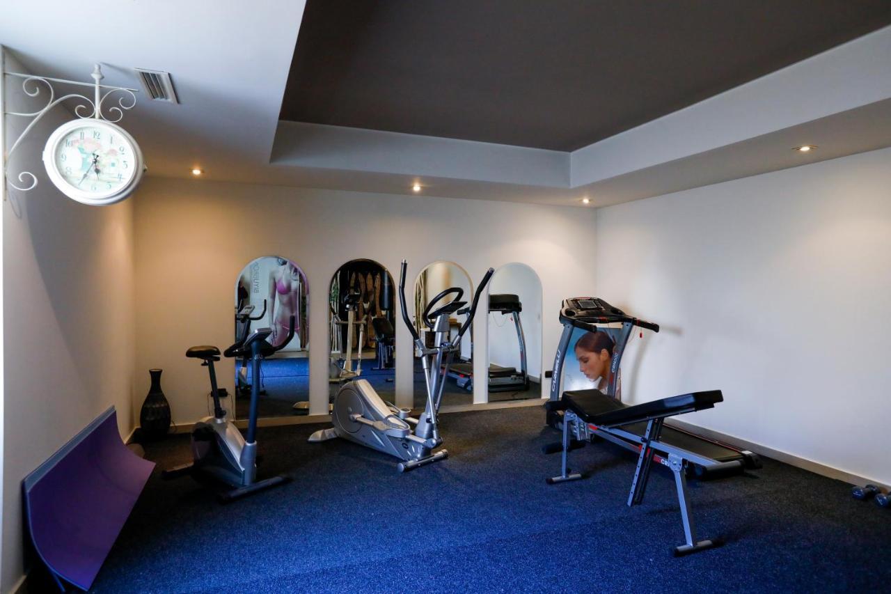 Scia' On Martin Hotel Buscate Ngoại thất bức ảnh