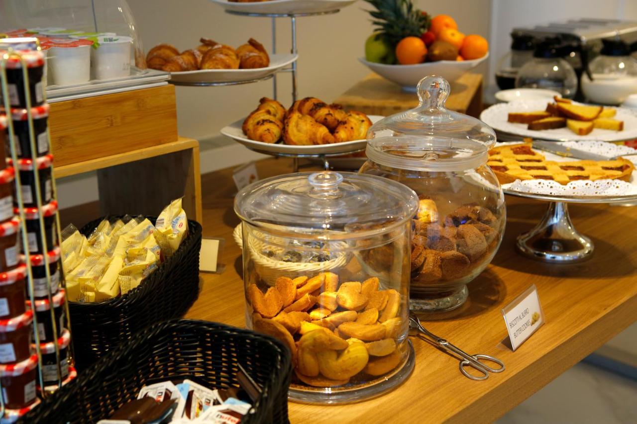 Scia' On Martin Hotel Buscate Ngoại thất bức ảnh