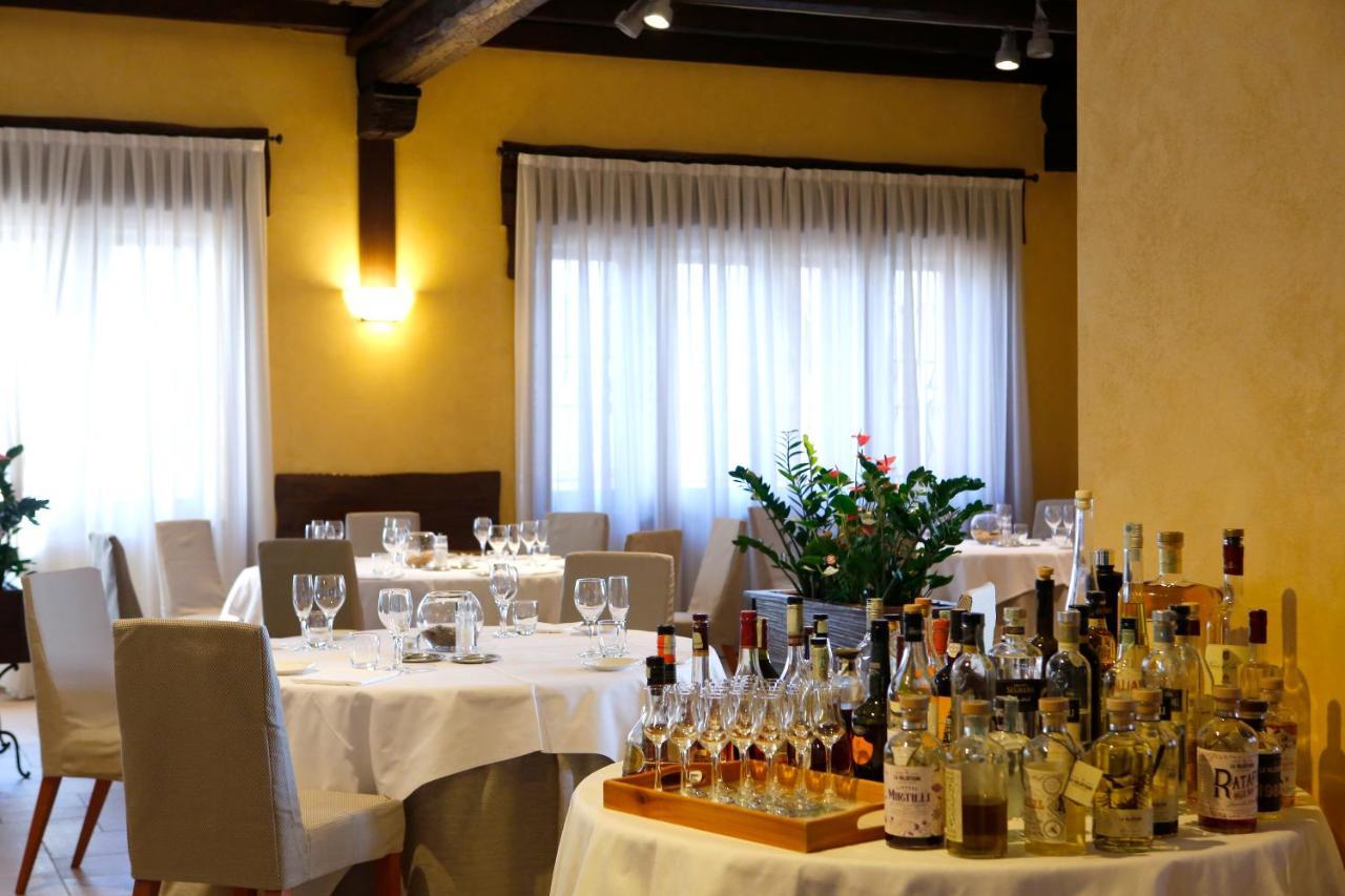 Scia' On Martin Hotel Buscate Ngoại thất bức ảnh