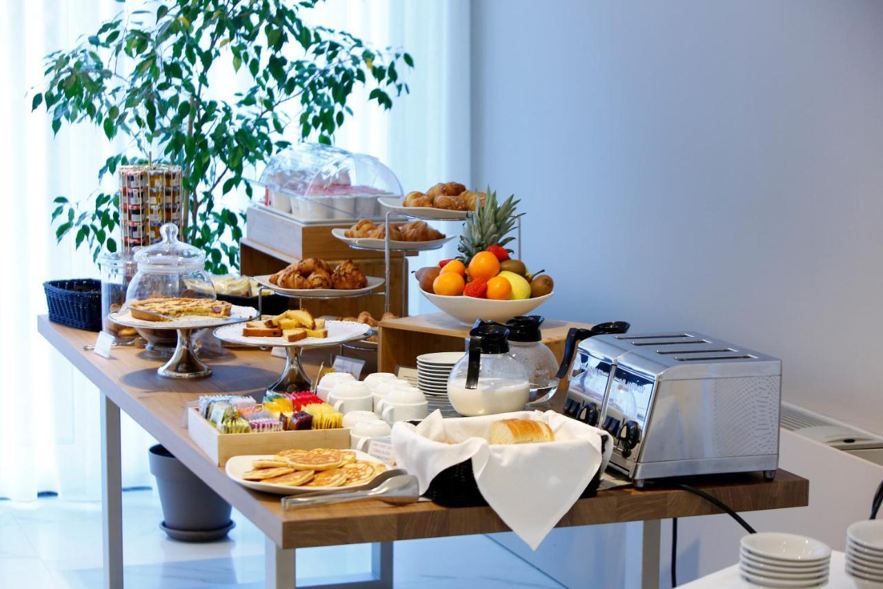 Scia' On Martin Hotel Buscate Ngoại thất bức ảnh