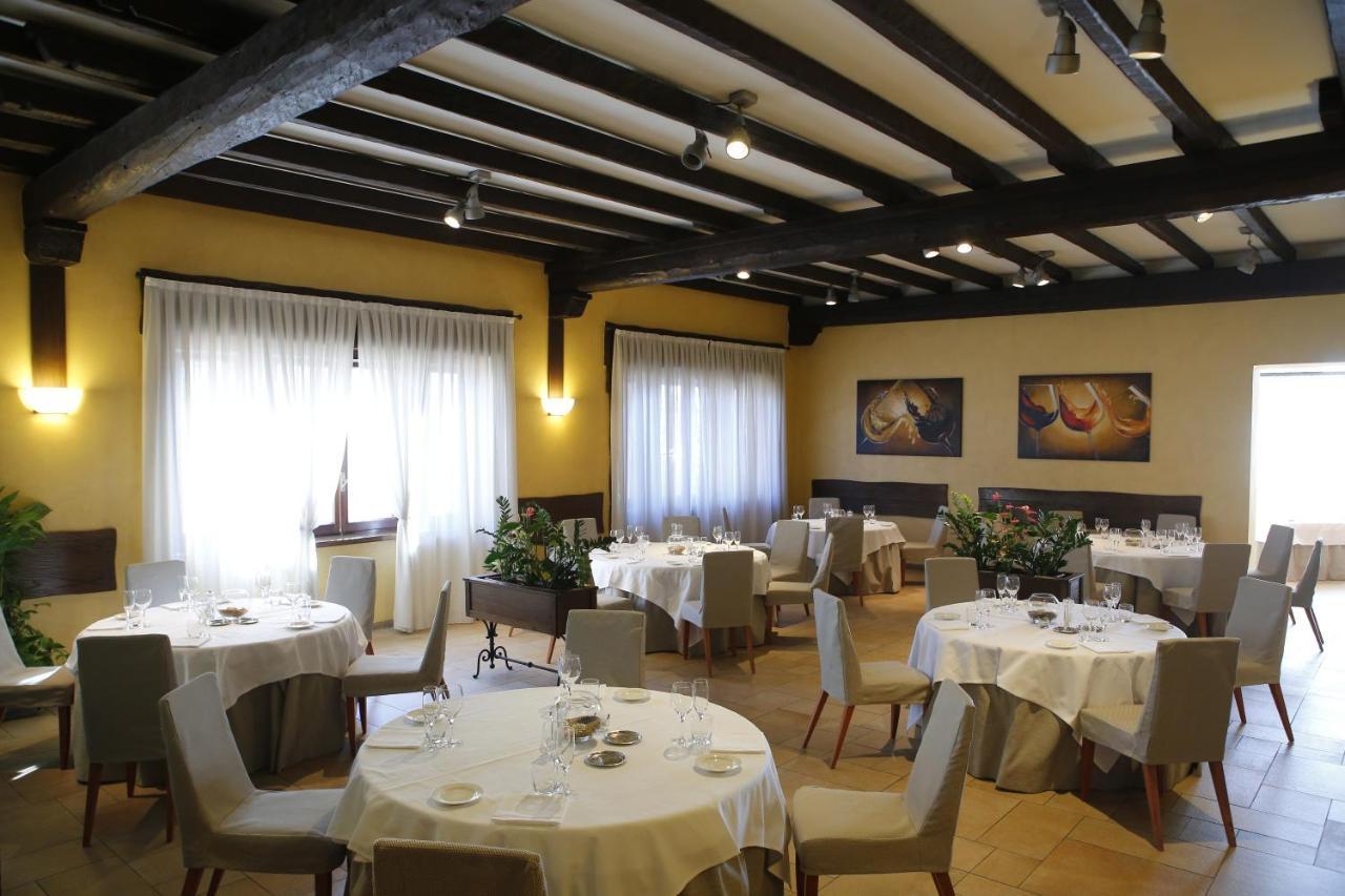 Scia' On Martin Hotel Buscate Ngoại thất bức ảnh