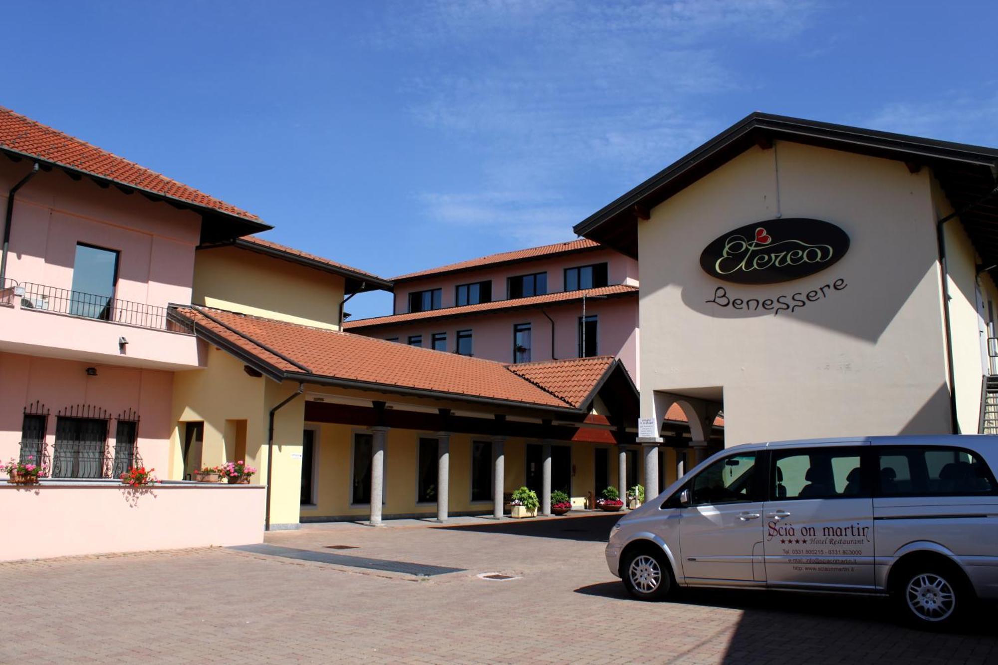 Scia' On Martin Hotel Buscate Ngoại thất bức ảnh