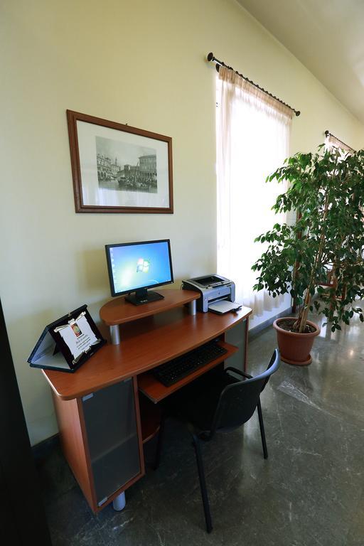 Scia' On Martin Hotel Buscate Ngoại thất bức ảnh