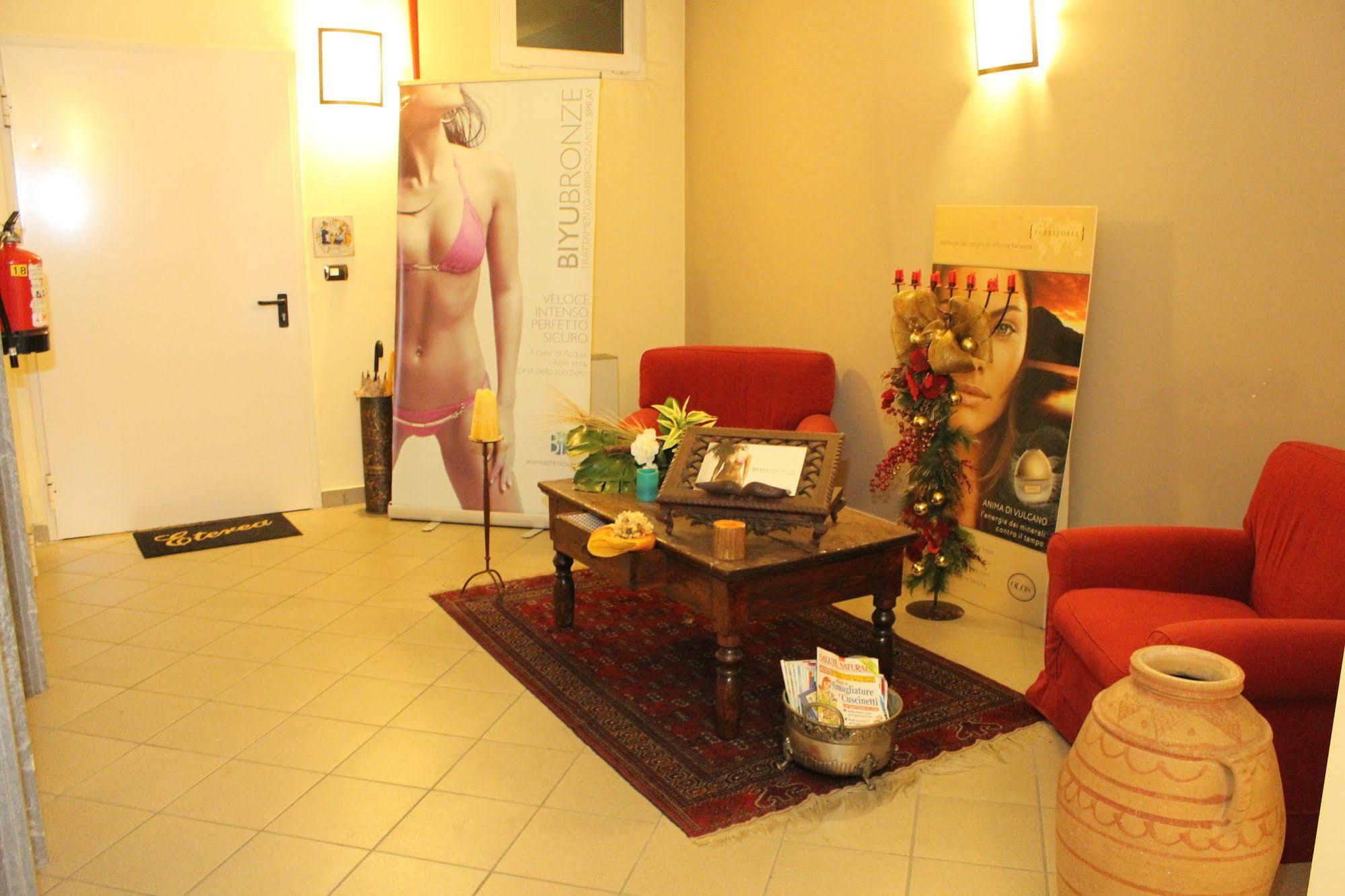 Scia' On Martin Hotel Buscate Ngoại thất bức ảnh