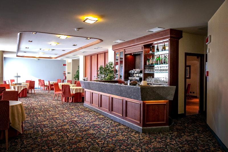 Scia' On Martin Hotel Buscate Ngoại thất bức ảnh