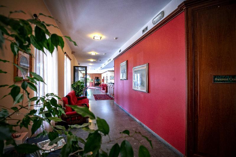 Scia' On Martin Hotel Buscate Ngoại thất bức ảnh