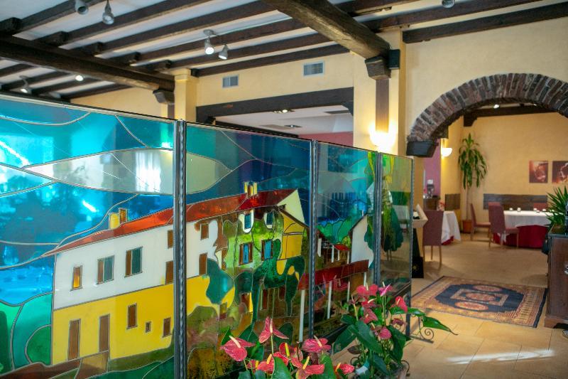 Scia' On Martin Hotel Buscate Ngoại thất bức ảnh